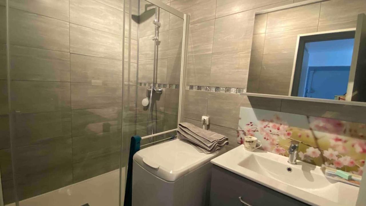 Appt Avec Vue Exceptionnelle Sur La Baie + Garage Apartment
